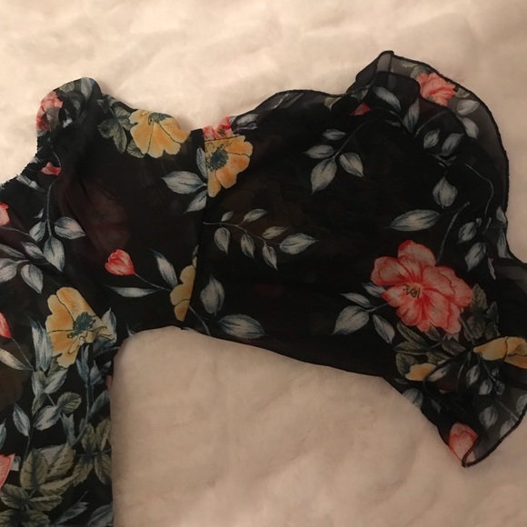 3/$25!!  Love Tree Floral off Shoulder Elastic Waist Crop Top - Picture 6 of 8